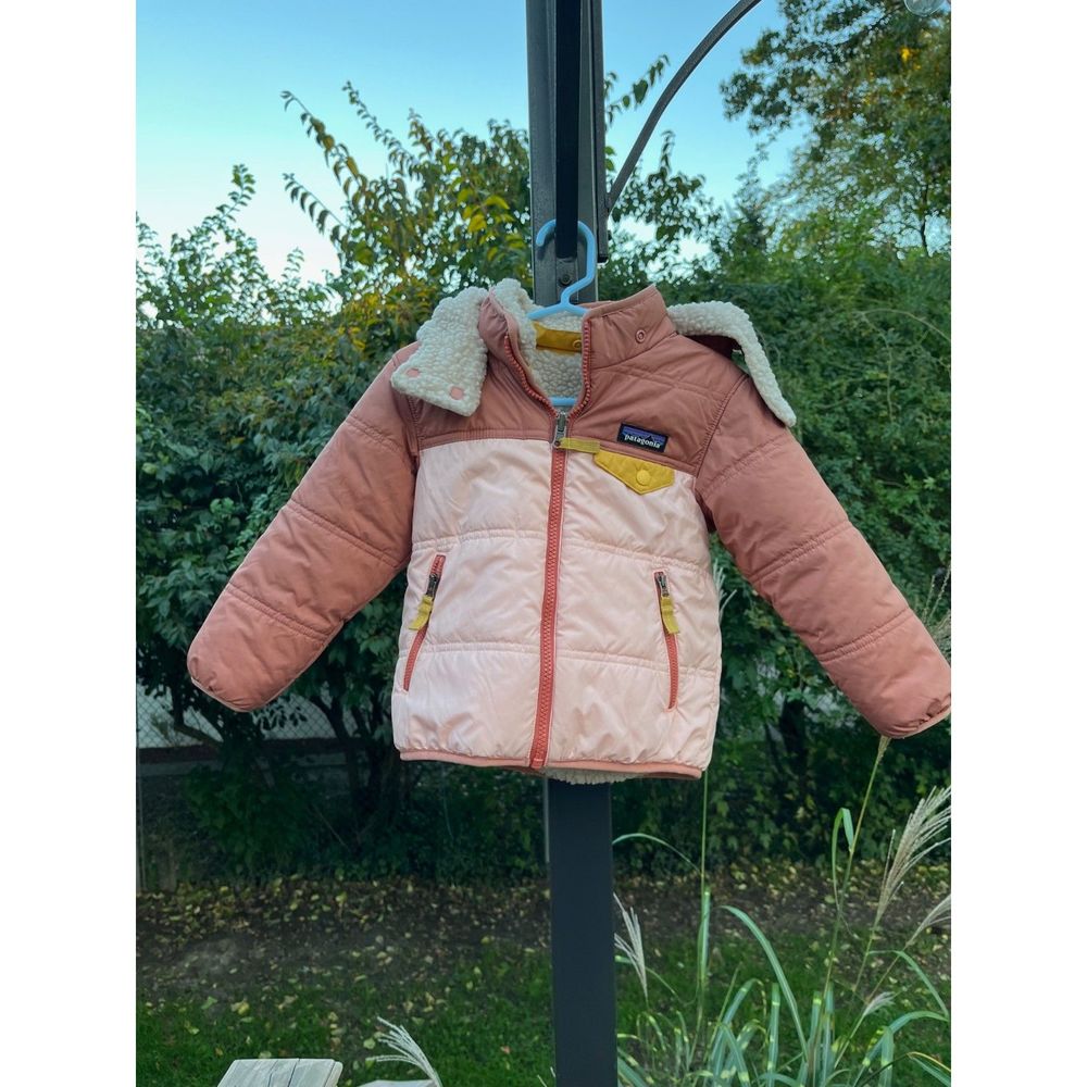 Patagonia Hooded Reversible Puffer Fleece Girls 3T